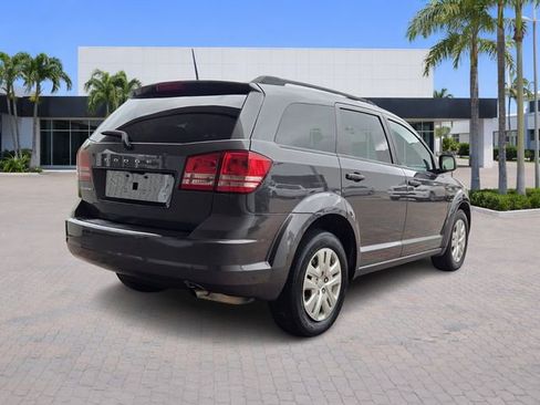 Used 2020 Dodge Journey SE image 7