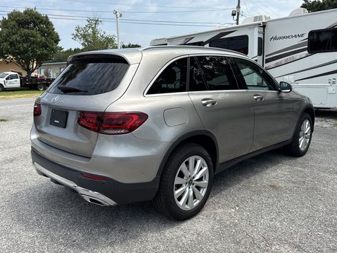 Used 2020 Mercedes-Benz GLC 300 w/ Parking Assistance Package image 5