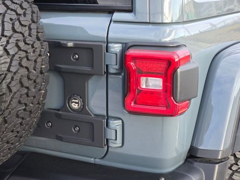 Certified 2024 Jeep Wrangler Unlimited Rubicon image 14