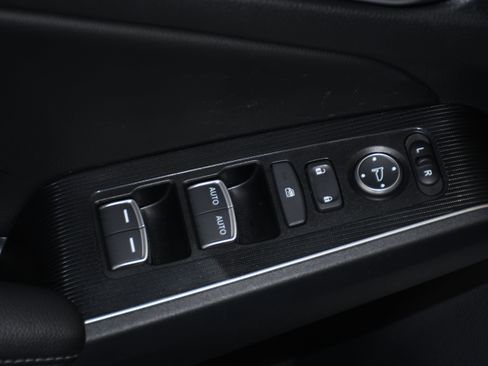 Used 2024 Honda Civic Touring image 11