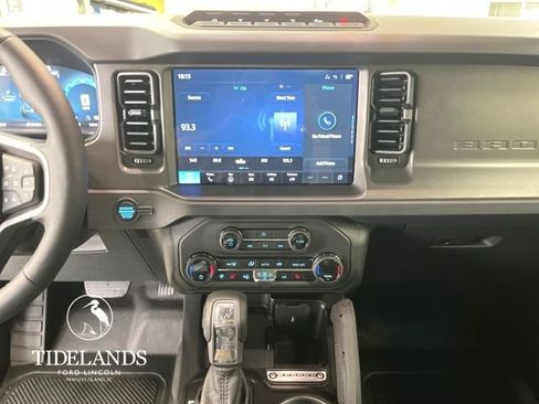 New 2025 Ford Bronco Badlands AWD/4WD image 22