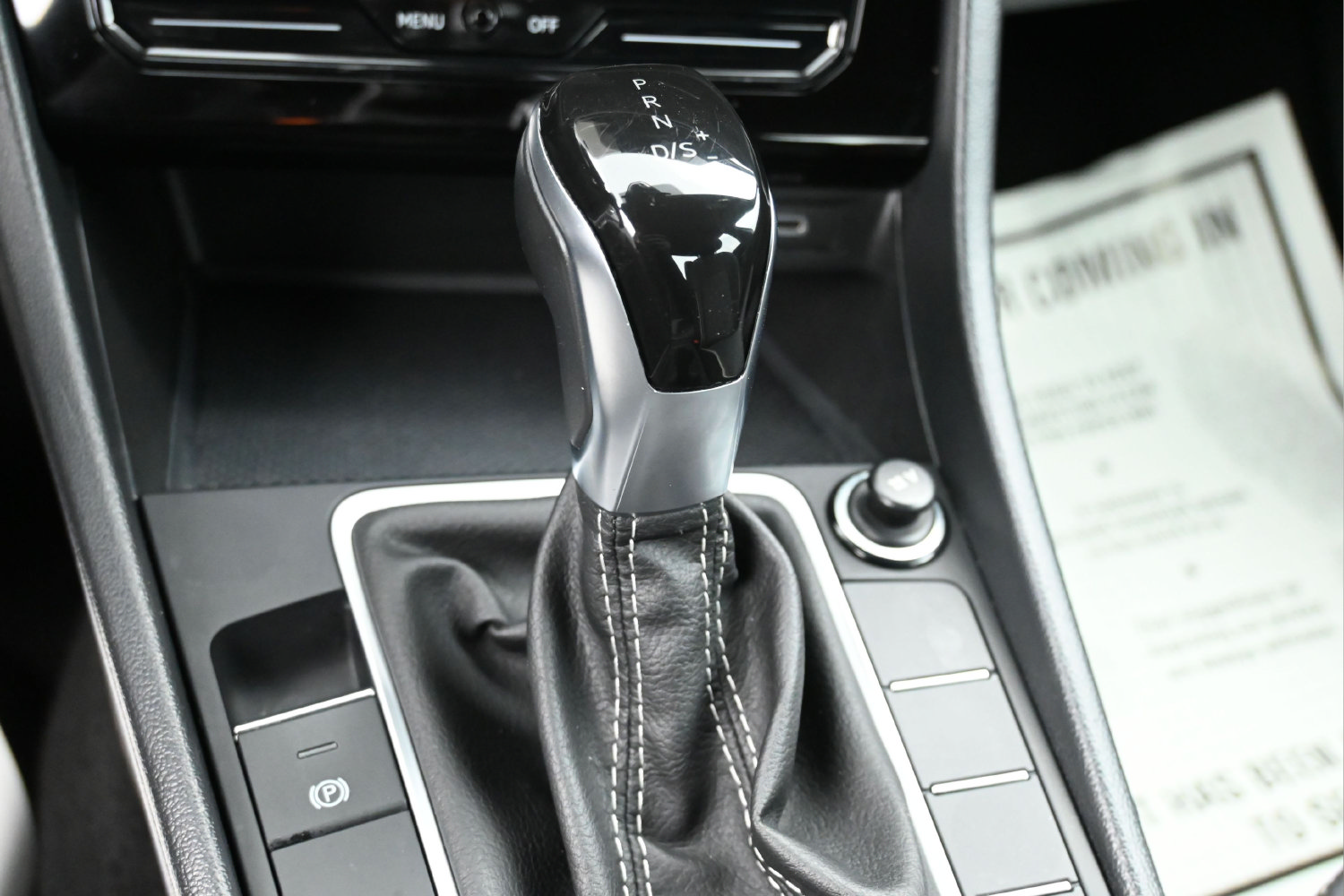 Used 2025 Volkswagen Jetta Sport FWD image 16