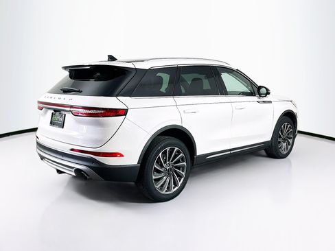 Used 2023 Lincoln Corsair Reserve w/ Equipment Group 201A FWD image 9