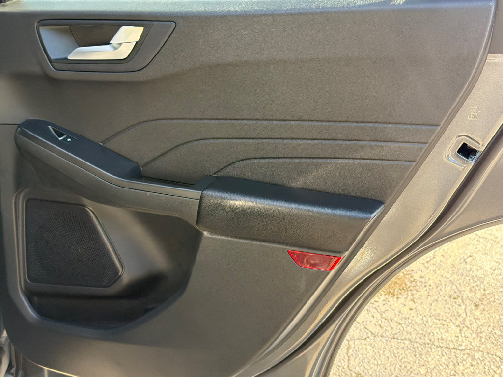 Used 2024 Ford Escape ST-Line AWD/4WD image 19