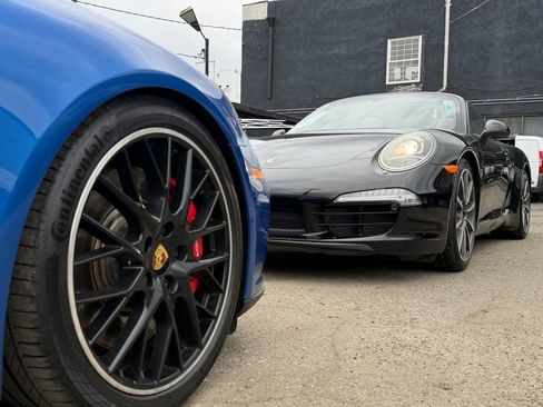 Used 2013 Porsche 911 Carrera S image 40