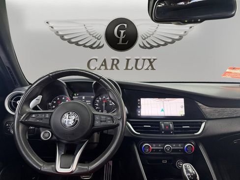 Used 2023 Alfa Romeo Giulia Sprint AWD/4WD image 10