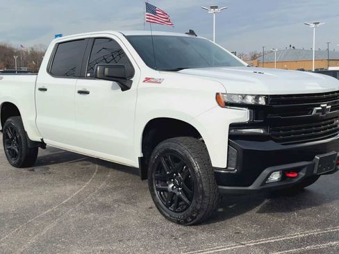 Used 2021 Chevrolet Silverado 1500 LT Trail Boss w/ Bed Protection Package image 8