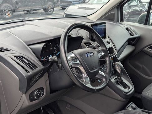 Used 2022 Ford Transit Connect XLT image 10