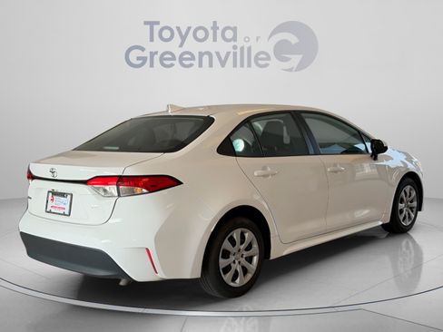 Used 2024 Toyota Corolla LE FWD image 6
