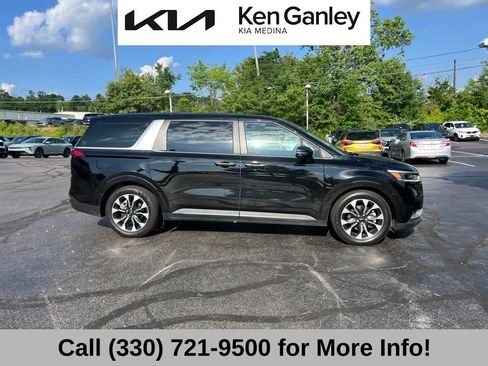 Certified 2024 Kia Carnival EX FWD image 5