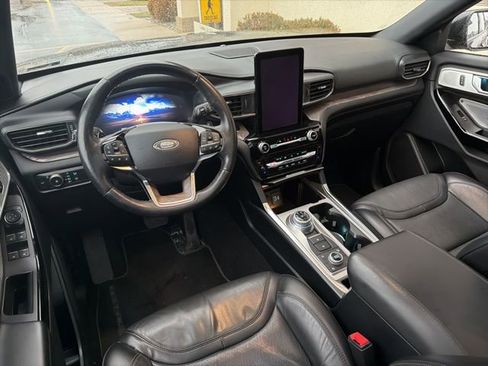 Used 2021 Ford Explorer Platinum w/ Equipment Group 601A image 15