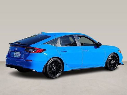 Used 2024 Honda Civic Sport image 3