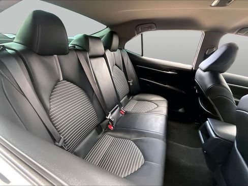 Used 2023 Toyota Camry SE w/ Convenience Package FWD image 19