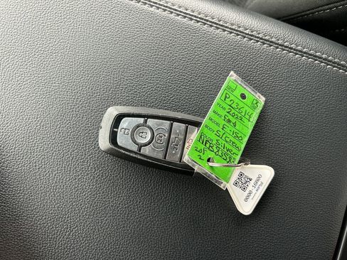 Used 2022 Ford F150 XLT w/ Equipment Group 302A High image 29