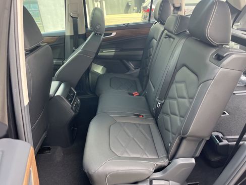 New 2026 Volkswagen Atlas SE FWD image 28