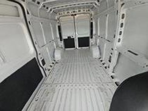 Used 2026 RAM ProMaster 2500 w/ Convenience Group FWD image 16