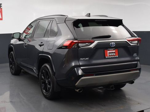 Used 2023 Toyota RAV4 XSE AWD/4WD image 3