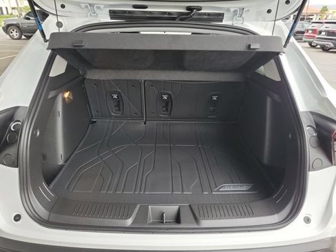 Certified 2025 Chevrolet Trax ACTIV w/ Sunroof Package FWD image 29