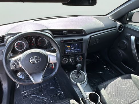 Used 2011 Scion tC FWD image 14
