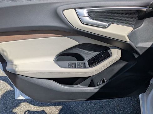 Used 2025 Audi A5 2.0T Premium w/ Convenience Package AWD/4WD image 13