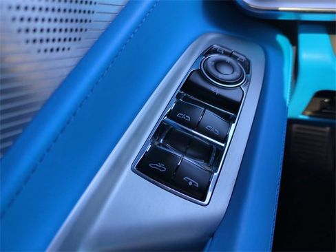 Certified 2024 Chevrolet Corvette Stingray image 27