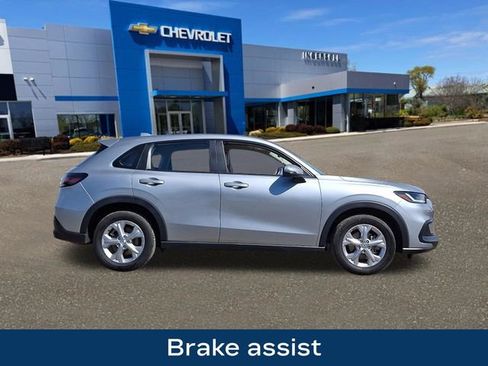 Used 2023 Honda HR-V LX image 10