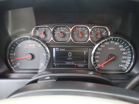 Used 2018 Chevrolet Silverado 1500 LT w/ All Star Edition image 30