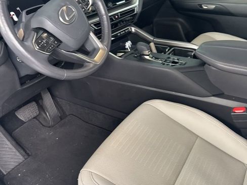 Used 2025 Lexus TX 350 AWD w/ Technology Package image 3