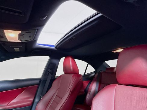 Used 2018 Lexus IS 300 F Sport w/ F Sport Package RWD image 16