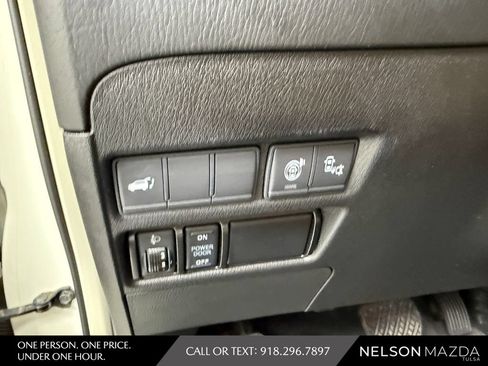 Used 2017 Nissan Armada Platinum w/ Captain Seat Package AWD/4WD image 24