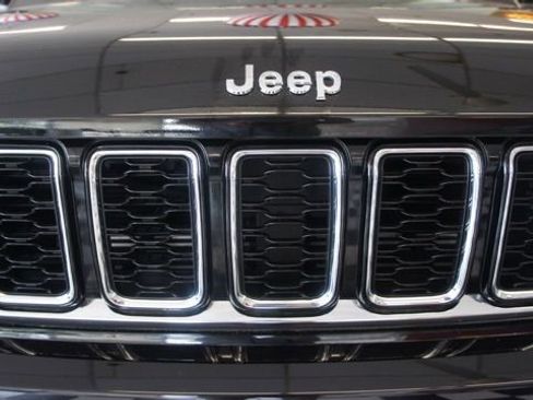 Used 2022 Jeep Grand Cherokee L Limited image 58