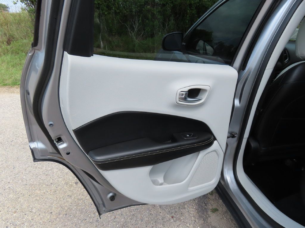 Used 2019 Jeep Compass Latitude w/ Popular Equipment Group FWD image 30
