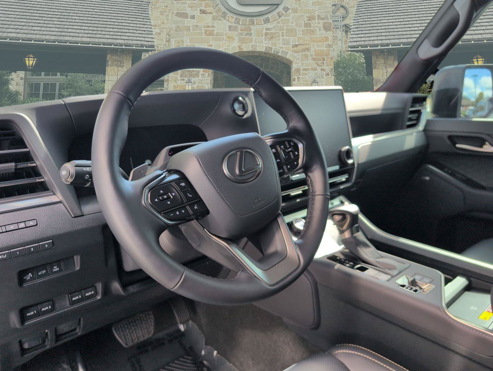 Certified 2026 Lexus GX 550 w/ Accessory Package (CT) AWD/4WD image 7