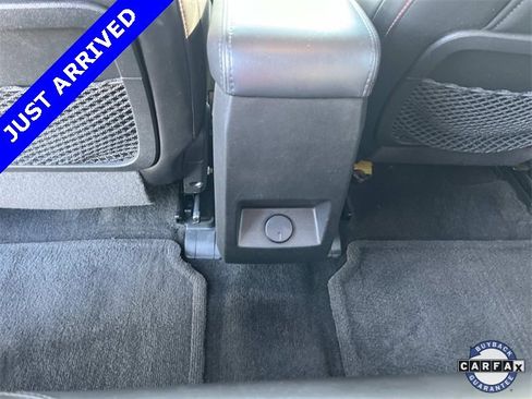 Used 2016 GMC Terrain SLT image 16