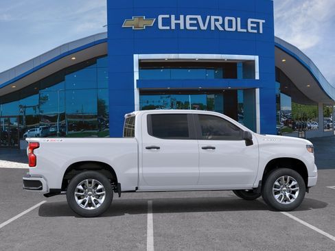 New 2026 Chevrolet Silverado 1500 Custom AWD/4WD image 29