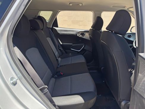 Used 2021 Kia Soul LX image 31