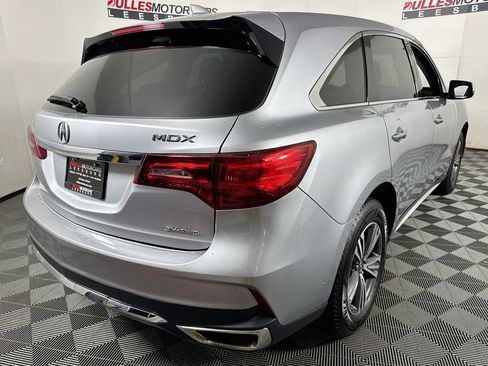 Used 2017 Acura MDX SH-AWD image 7