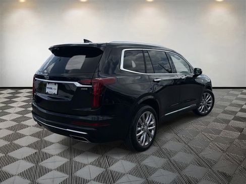 Used 2024 Cadillac XT6 Premium Luxury w/ Technology Package AWD/4WD image 5