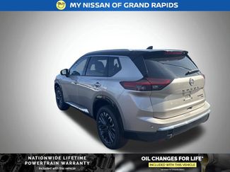 New 2026 Nissan Rogue Platinum video 3