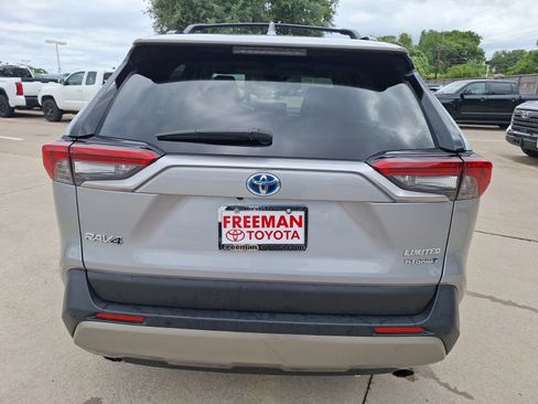 Used 2024 Toyota RAV4 Limited w/ Advanced Technology Package AWD/4WD image 5