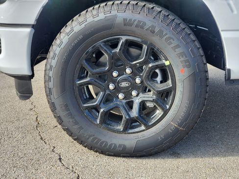 New 2026 Ford F150 XLT w/ Equipment Group 302A MID AWD/4WD image 8