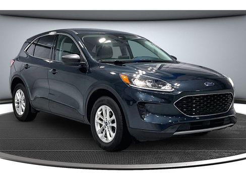 Used 2022 Ford Escape SE w/ Convenience Package image 2