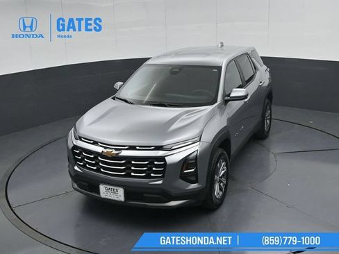 Used 2025 Chevrolet Equinox LT AWD/4WD image 49