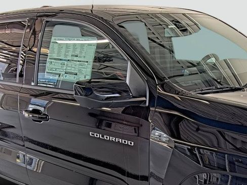 New 2026 Chevrolet Colorado Z71 w/ Technology Package AWD/4WD image 17