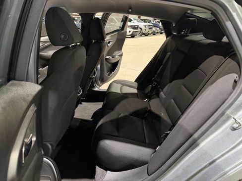 Used 2024 Chevrolet Malibu LT FWD image 17