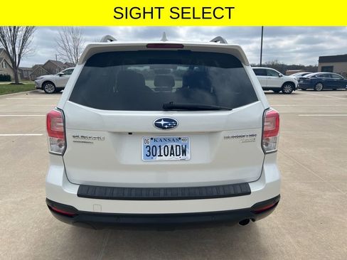 Used 2017 Subaru Forester 2.5i Touring image 6