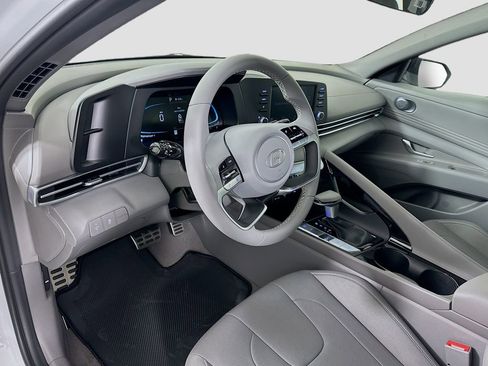 New 2026 Hyundai Elantra SEL Sport image 9