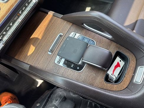 Used 2020 Mercedes-Benz GLE 350 4MATIC w/ Premium Package image 48
