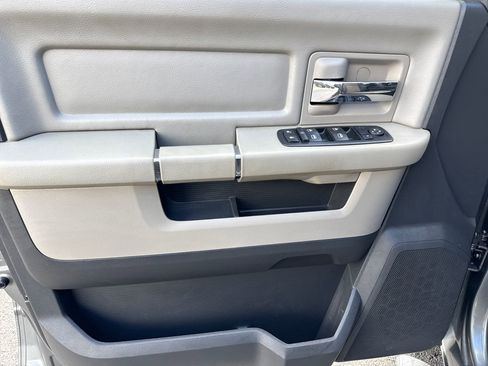 Used 2011 RAM 1500 Classic SLT AWD/4WD image 14