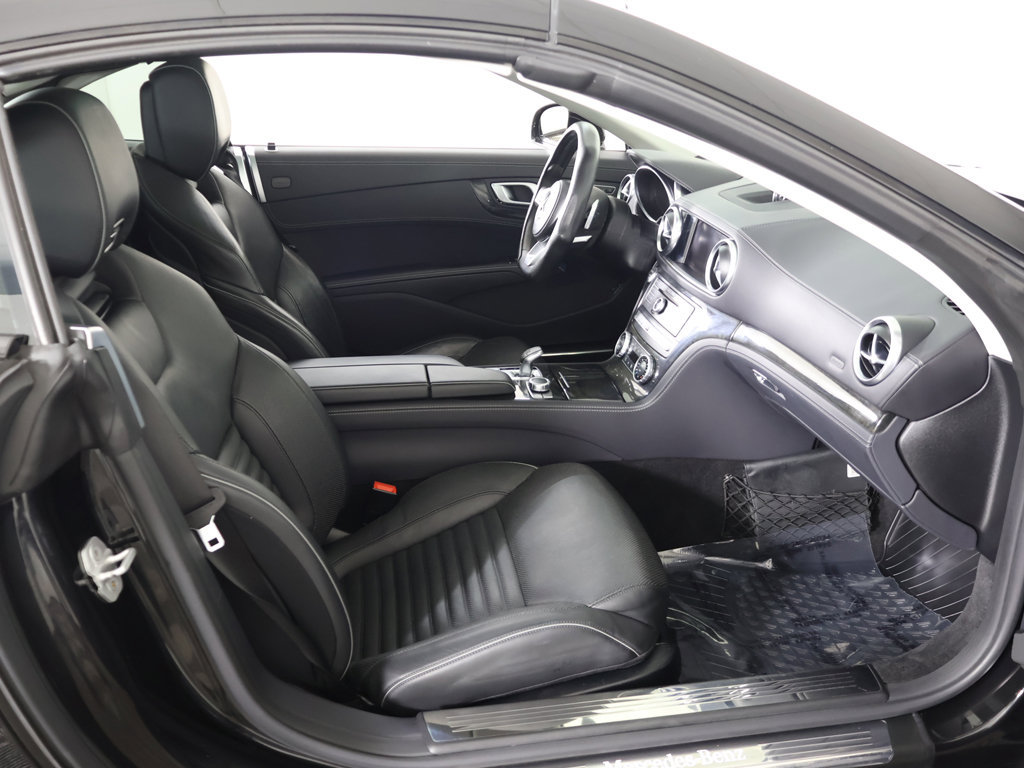 Used 2018 Mercedes-Benz SL 450 image 31